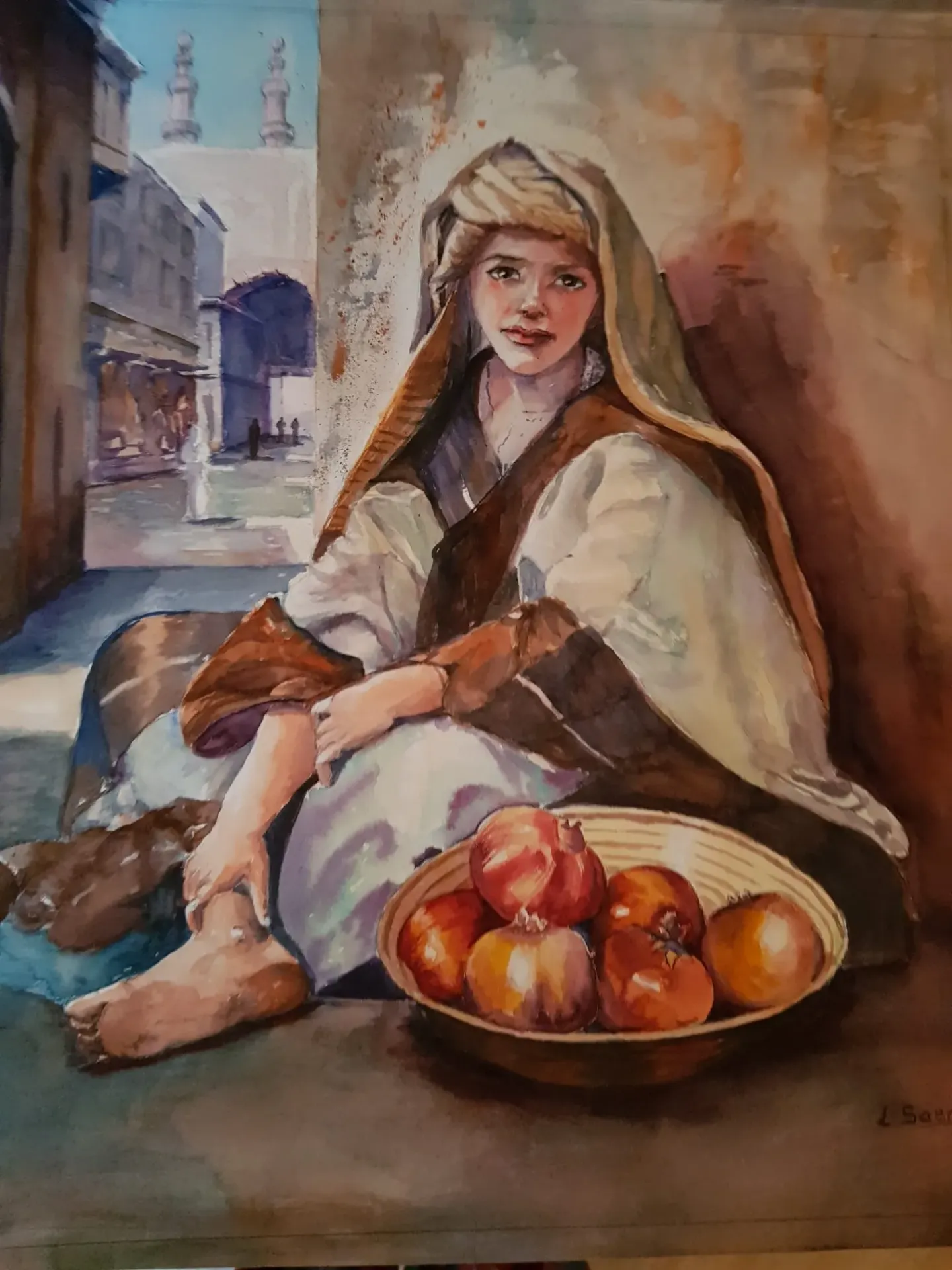 La vendedora de frutas en la calle del viejo mercado.